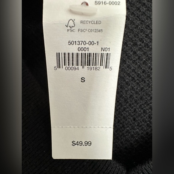 GAP VNeck Long Sleeve Black Knitted Shirt size Small. New with tag - Picture 5 of 6